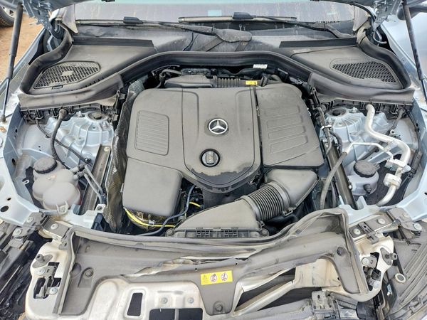 2026 MERCEDES-BENZ GLC-CLASS GLC300 4MATIC — Engine bay