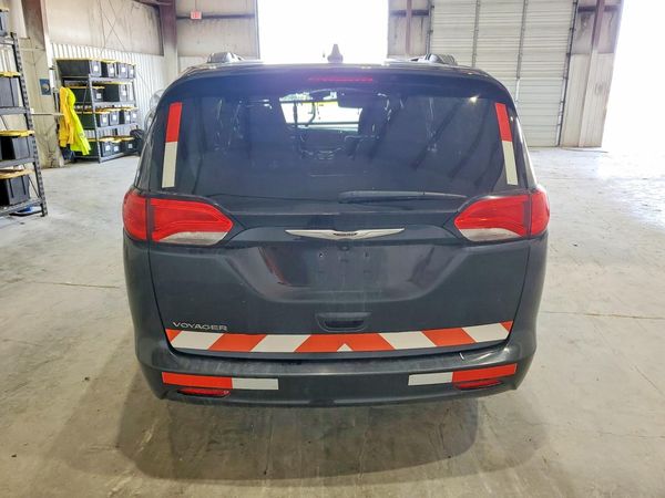 2021 CHRYSLER VOYAGER LXI — DIRR
