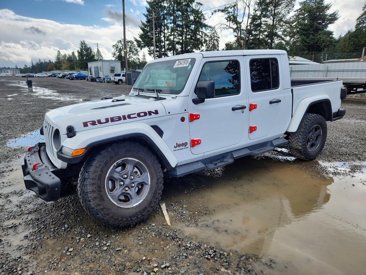 2021 JEEP GLADIATOR Rubicon — Front 3/4