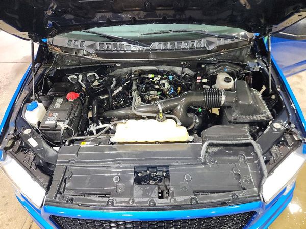 2020 FORD F150 — Engine bay