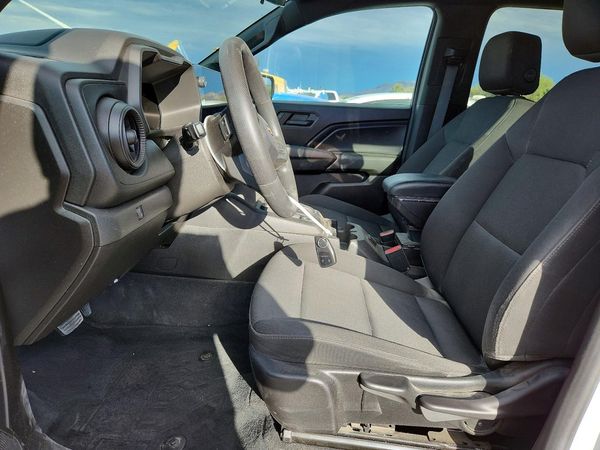 2023 CHEVROLET COLORADO Work Truck — DENT