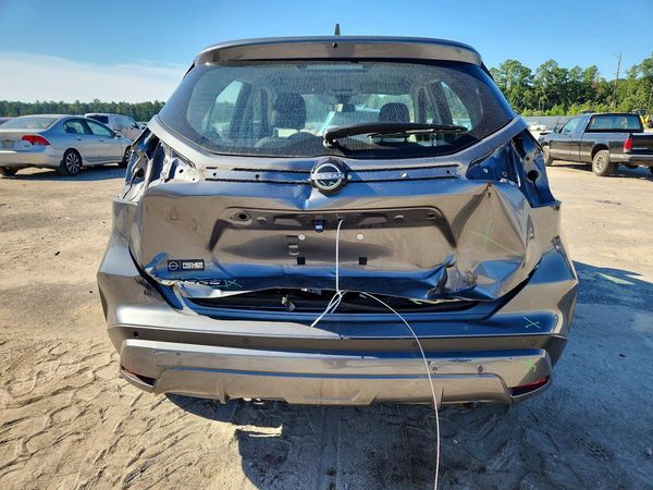 2025 NISSAN KICKS PLAY S — DIRR