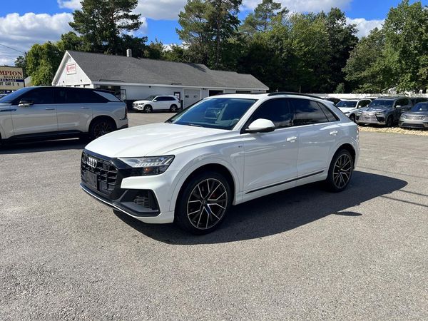 2019 AUDI Q8