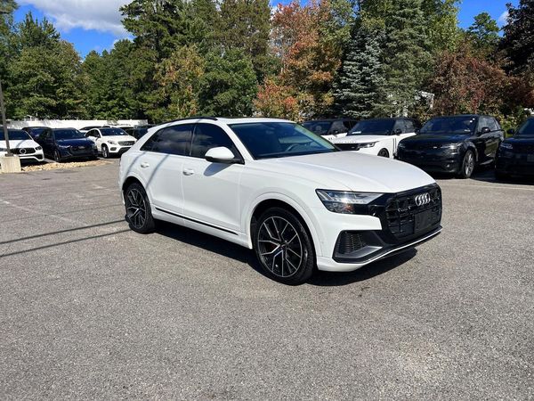 2019 AUDI Q8 S Line quattro Prestige