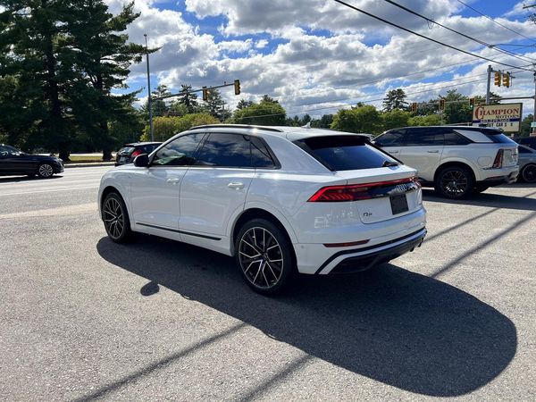 2019 AUDI Q8 S Line quattro Prestige