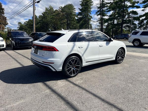 2019 AUDI Q8 S Line quattro Prestige