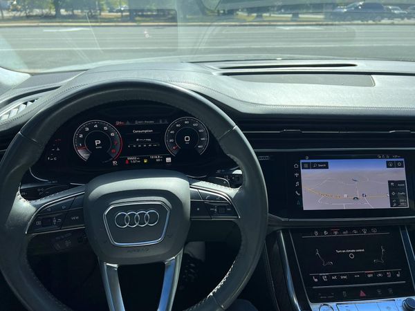 2019 AUDI Q8 S Line quattro Prestige