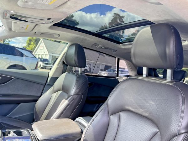 2019 AUDI Q8 S Line quattro Prestige