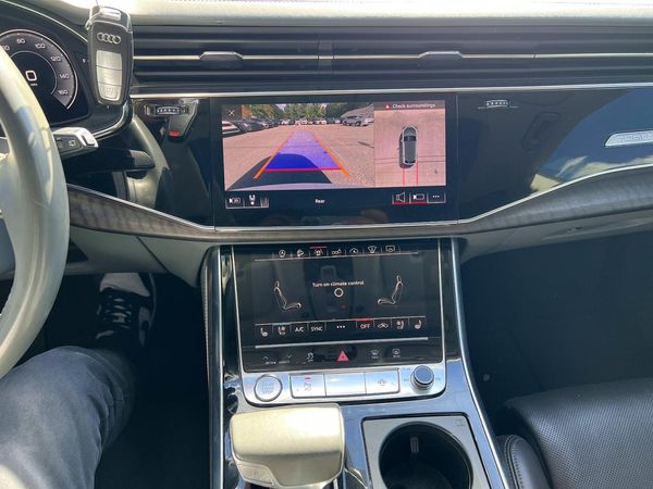 2019 AUDI Q8 S Line quattro Prestige