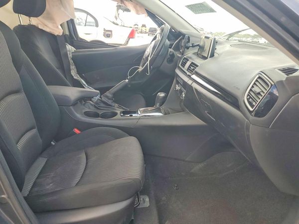 2014 MAZDA 3 Touring/GS — DENT