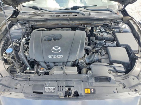 2014 MAZDA 3 Touring/GS — Engine bay