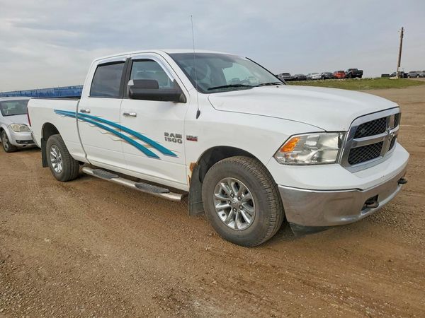 2014 RAM 1500 SLT — Passenger 3/4