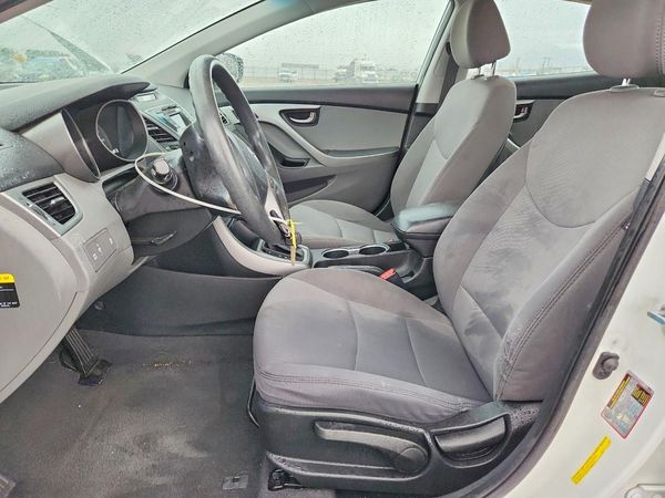 2014 HYUNDAI ELANTRA GLS(Middle) — DENT
