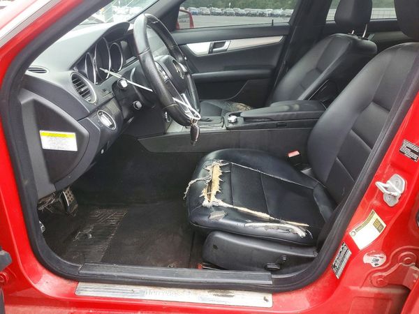 2013 MERCEDES-BENZ C C250 — DENT