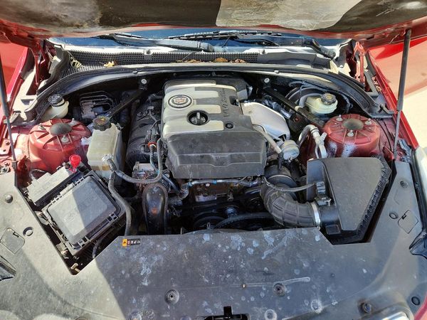 2014 CADILLAC ATS — Engine bay