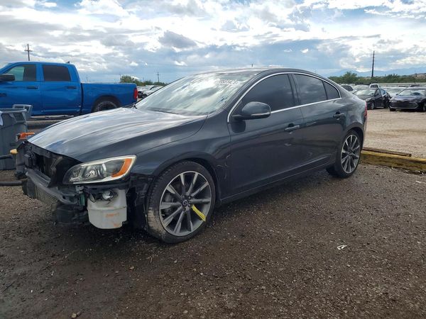 2015 VOLVO S60 — DSFA — Front 3/4
