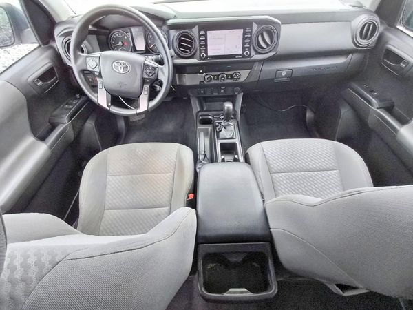 2022 TOYOTA TACOMA SR5 — CKPT