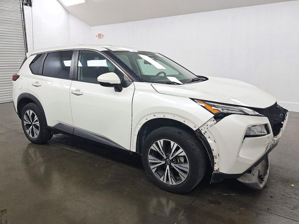2022 NISSAN ROGUE SV — Passenger 3/4