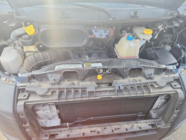 2020 RAM PROMASTER 3500 VF — Engine bay