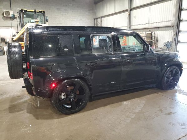 2024 LAND ROVER DEFENDER