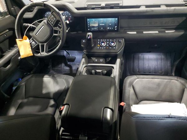 2024 LAND ROVER DEFENDER