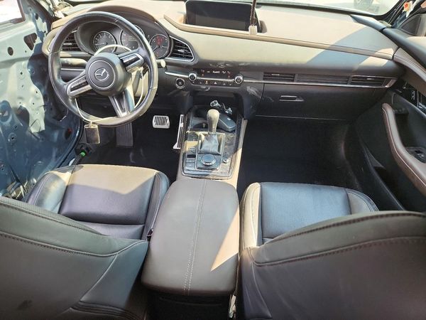 2021 MAZDA CX-30 Premium Package — CKPT