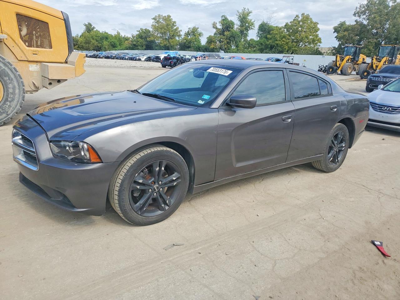 2013 DODGE CHARGER SXT — Front 3/4