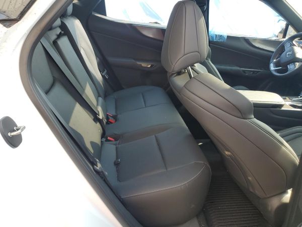 2025 LEXUS NX