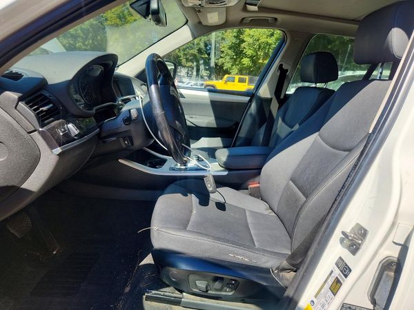 2013 BMW X3 xDrive28i — DENT