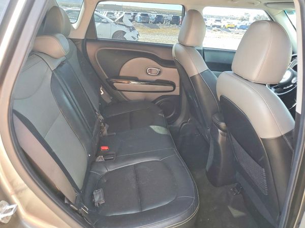 2016 KIA SOUL Exclaim — PSRS