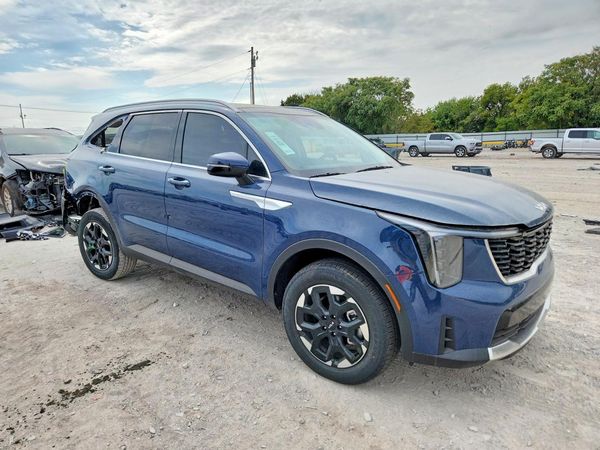 2026 KIA SORENTO S — Passenger 3/4
