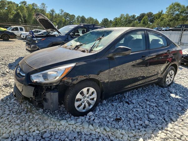 2017 HYUNDAI ACCENT — DSFA — Front 3/4