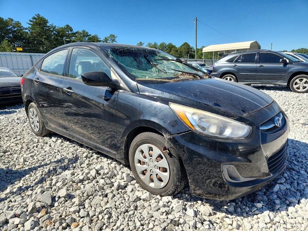 2017 HYUNDAI ACCENT SE Base — Passenger 3/4