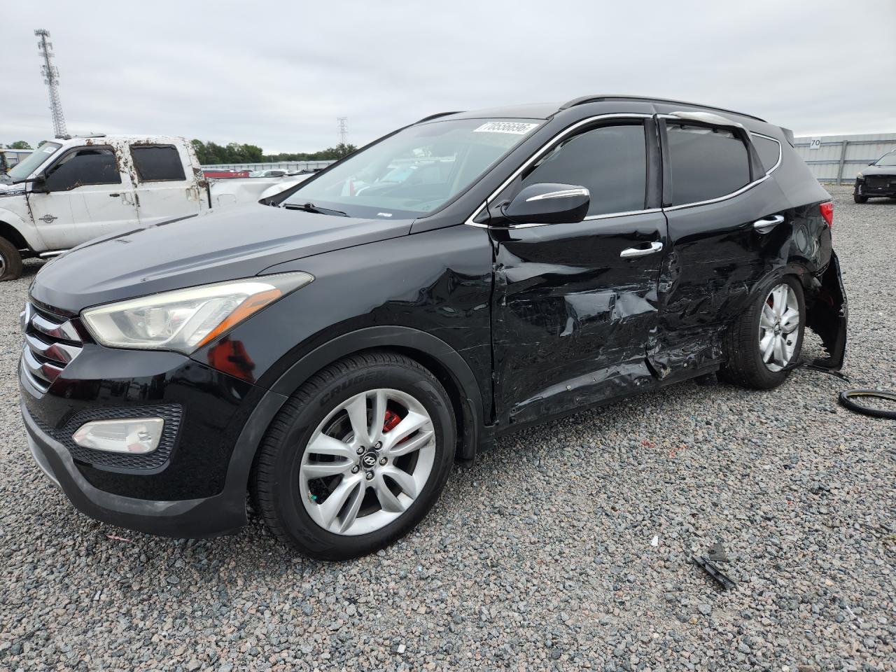 2014 HYUNDAI SANTA FE GLS — Front 3/4