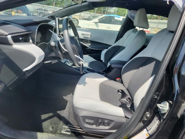2025 TOYOTA COROLLA XSE — DENT