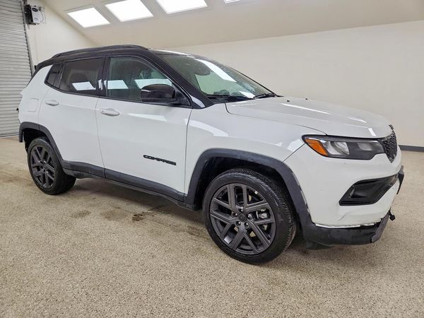 2026 JEEP COMPASS Limited — Passenger 3/4