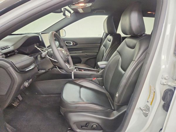 2026 JEEP COMPASS Limited — DENT