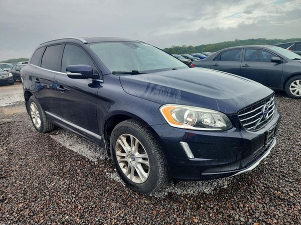 2016 VOLVO XC60 — Passenger 3/4
