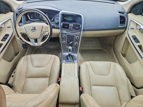 2016 VOLVO XC60 — CKPT