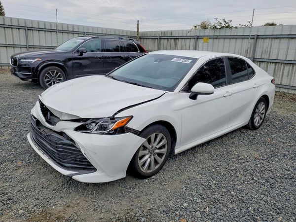 2018 TOYOTA CAMRY — DSFA — Front 3/4