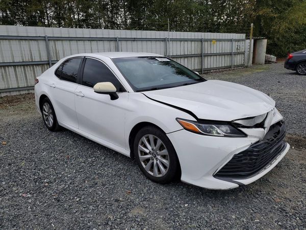 2018 TOYOTA CAMRY L/LE/SE/XLE — Passenger 3/4