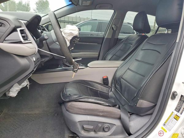 2018 TOYOTA CAMRY L/LE/SE/XLE — DENT