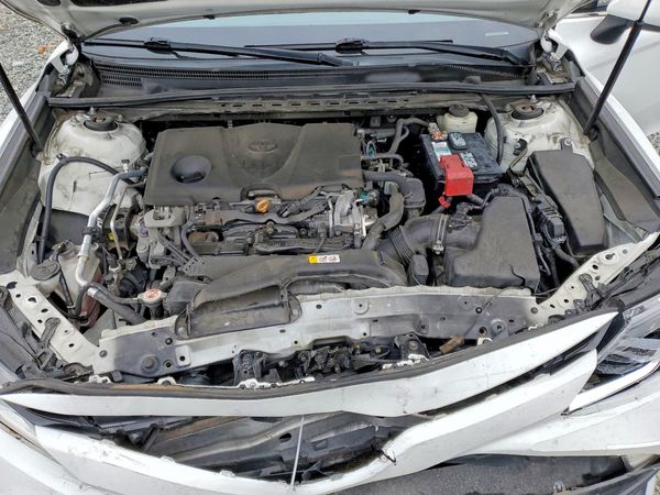 2018 TOYOTA CAMRY L/LE/SE/XLE — Engine bay