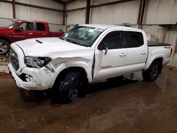 2016 TOYOTA TACOMA — DSFA — Front 3/4