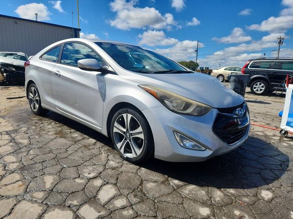 2014 HYUNDAI ELANTRA GLS(STD, Tech) — Passenger 3/4