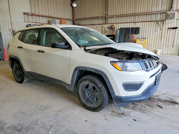 2018 JEEP COMPASS Sport — Passenger 3/4