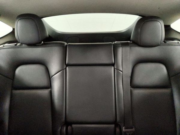 2022 TESLA MODEL Y — SUVN