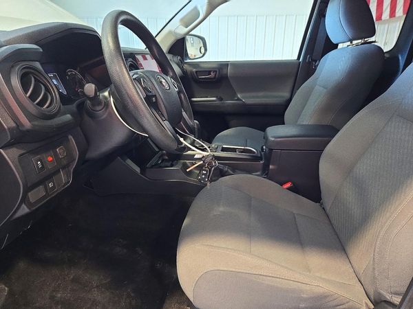 2023 TOYOTA TACOMA SR5 — DENT