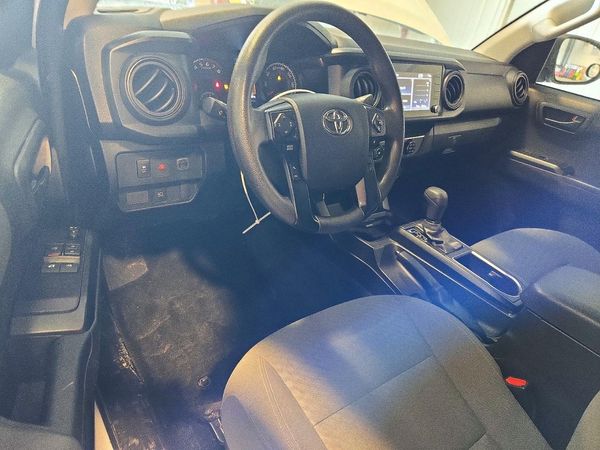 2023 TOYOTA TACOMA SR5 — CKPT