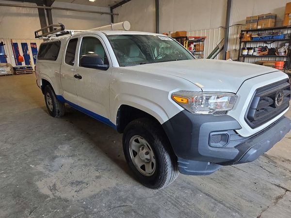 2023 TOYOTA TACOMA SR5 — LOOS